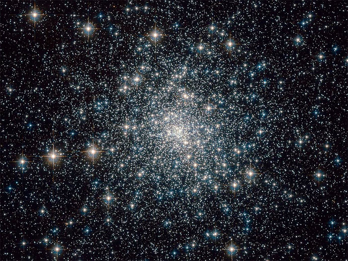  M30 par Hubble